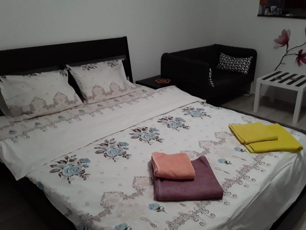 Garsonniera Maria Apartment บูคาเรสต์ ภายนอก รูปภาพ